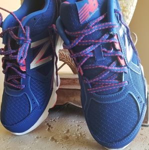 NEW BALANCE sneakers